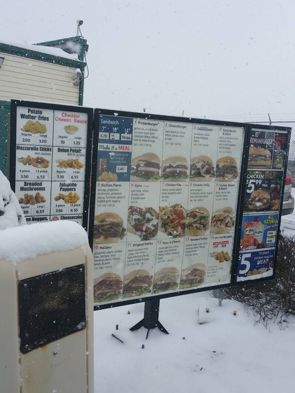 Mr. Hero | meal takeaway | 1453 S Arlington St, Akron, OH 44306, USA | 3307249296 OR +1 330-724-9296