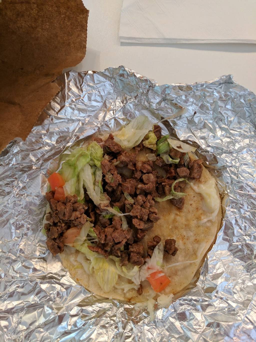 Taco & Burrito Express | restaurant | 516 State Rte 31, McHenry, IL 60050, USA | 8153448215 OR +1 815-344-8215