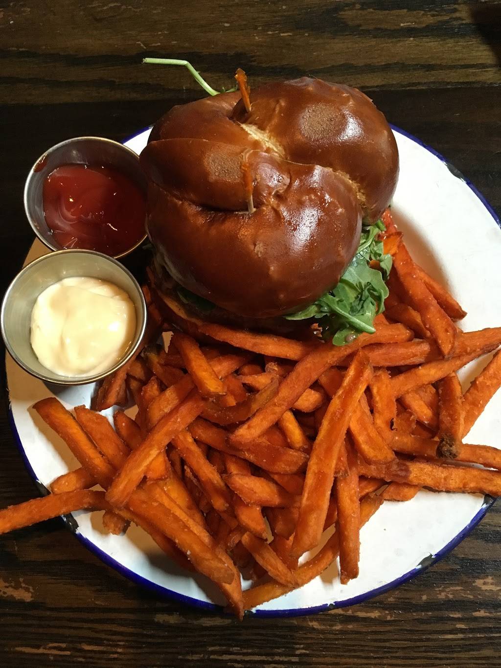 Hudson House | restaurant | 514 N Pacific Coast Hwy, Redondo Beach, CA 90277, USA | 3107989183 OR +1 310-798-9183