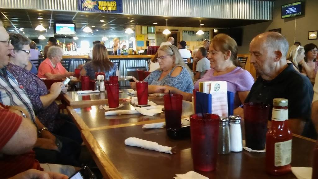 Hilliards Corner Lounge | restaurant | 3508 18th St, Wayland, MI 49348, USA | 2697933130 OR +1 269-793-3130