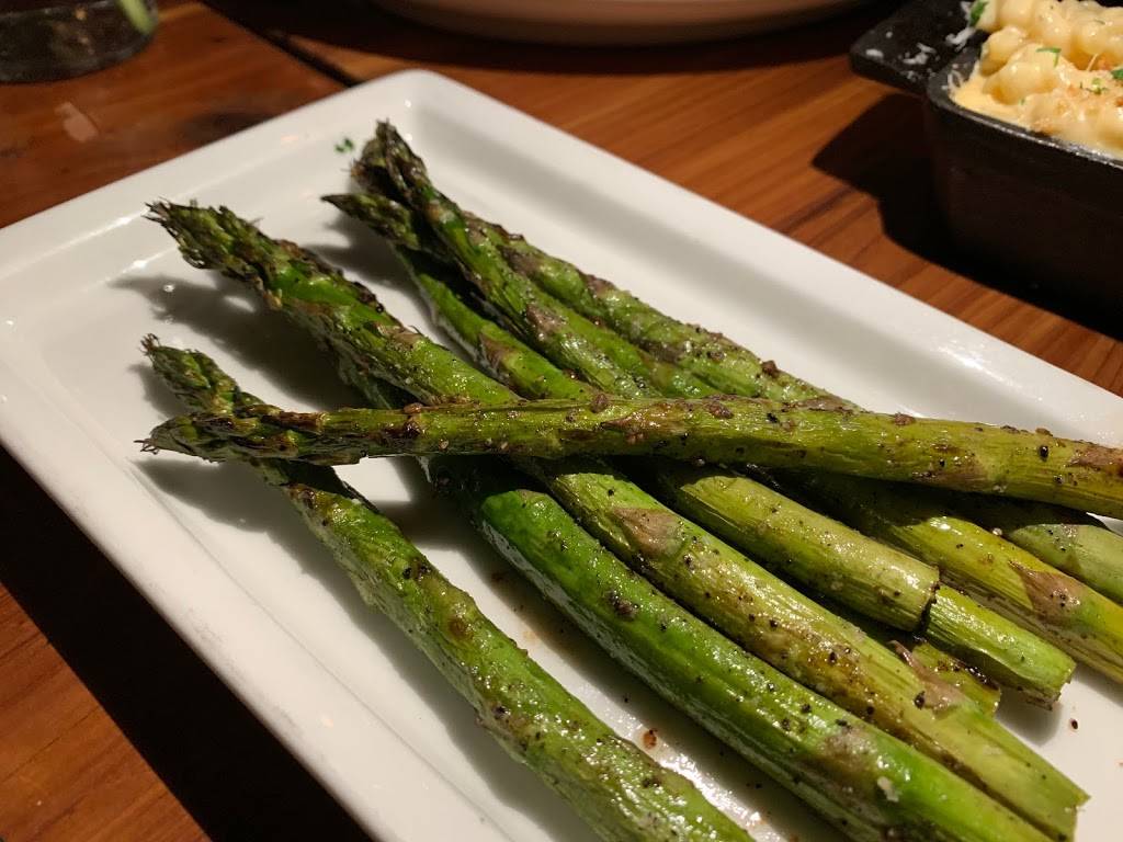 Clay Pigeon Food & Drink | restaurant | 2731 White Settlement Rd, Fort Worth, TX 76107, USA | 8178828065 OR +1 817-882-8065