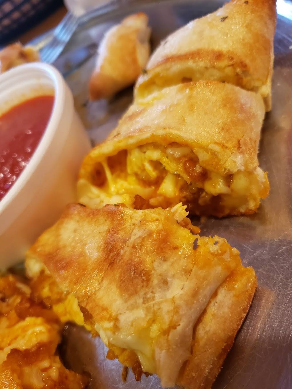 Italian Touch | restaurant | 229 S Loudoun St, Winchester, VA 22601, USA | 5406670008 OR +1 540-667-0008