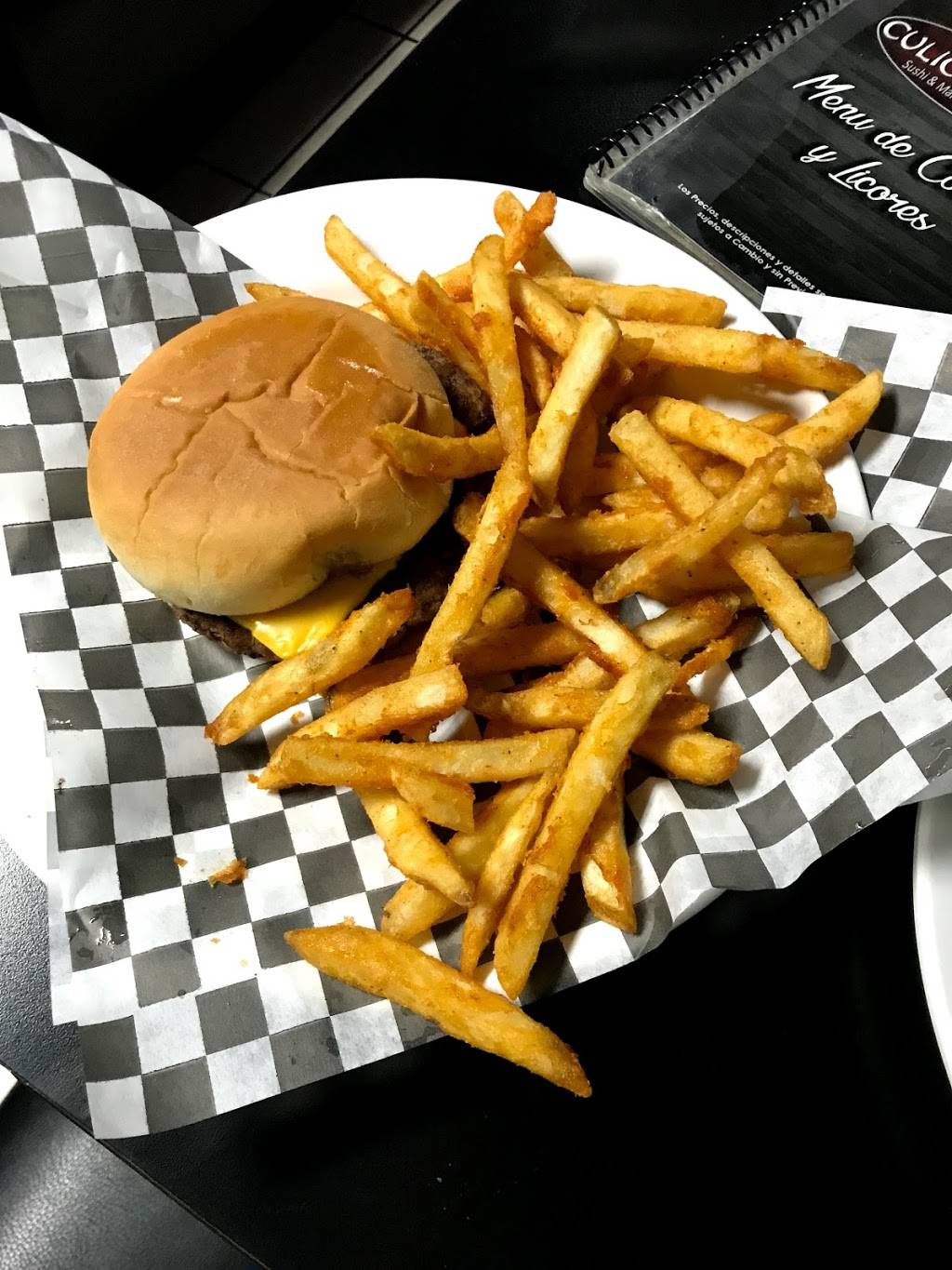 Culichi Town Restaurant | restaurant | 611 E Foothill Blvd, Rialto, CA 92376, USA | 9098730604 OR +1 909-873-0604