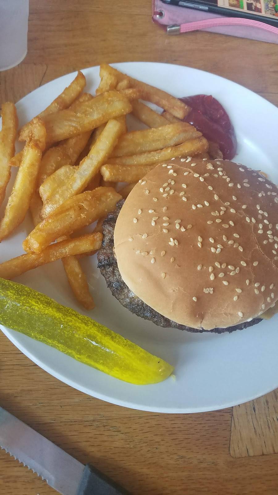 Bombshelter Sports Bar & Grill | restaurant | 2091 Goetz Rd, Perris, CA 92570, USA | 9519434863 OR +1 951-943-4863