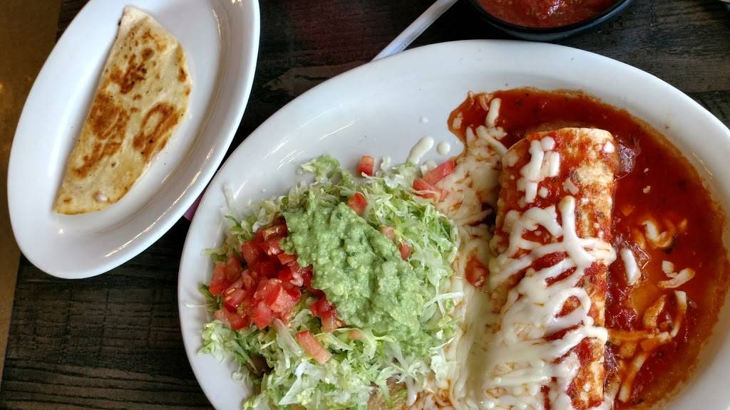 Lucianas Mexican Restaurant and Cantina | restaurant | 310 Washington St, Columbus, IN 47201, USA | 8127997223 OR +1 812-799-7223