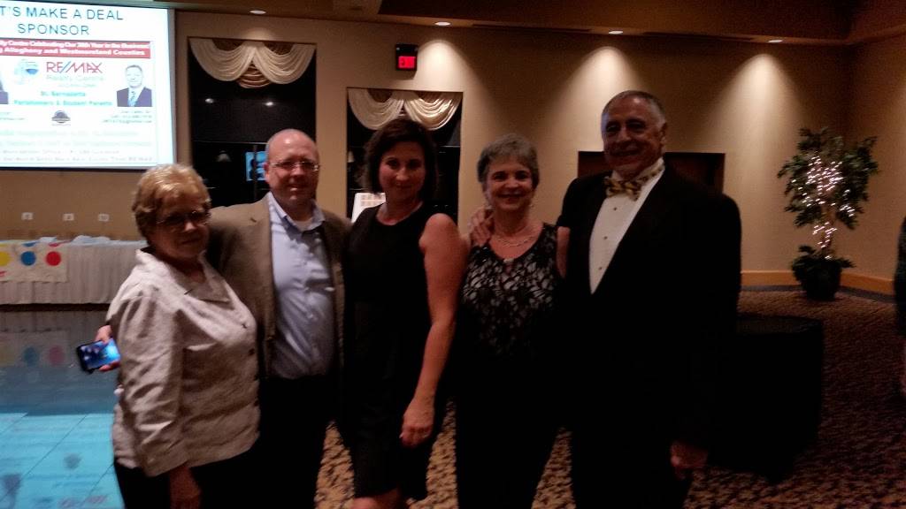 Stratigos Banquet Centre | restaurant | 131 Colonial Manor Rd, North Huntingdon, PA 15642, USA | 7248645600 OR +1 724-864-5600