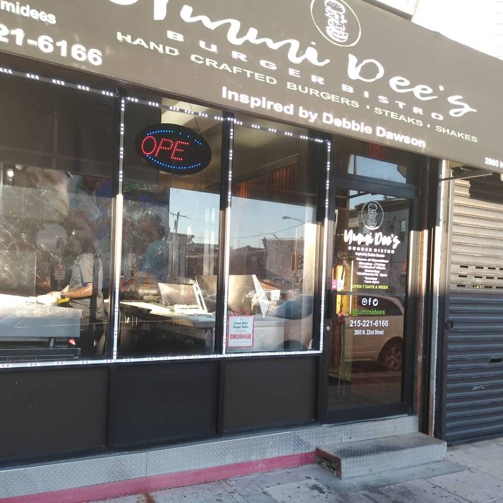 Ummi dee’s burger bistro | cafe | 2805 N 22nd St, Philadelphia, PA 19132, USA | 2152216166 OR +1 215-221-6166