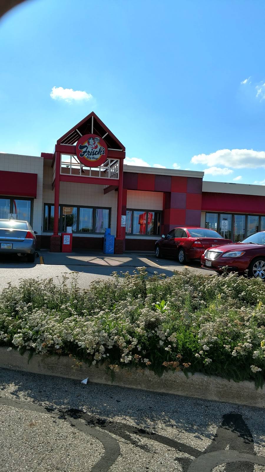 Frischs Big Boy | restaurant | 20 Troy Town Dr, Troy, OH 45373, USA | 9373391889 OR +1 937-339-1889