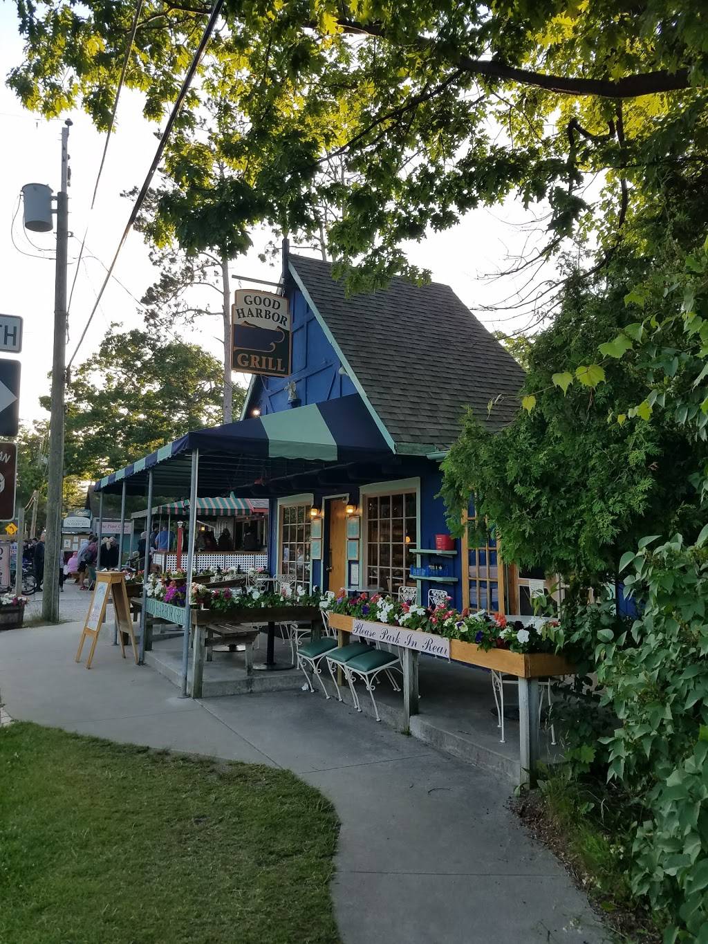 Good Harbor Grill | restaurant | 6584 Western Ave, Glen Arbor, MI 49636, USA | 2313343555 OR +1 231-334-3555