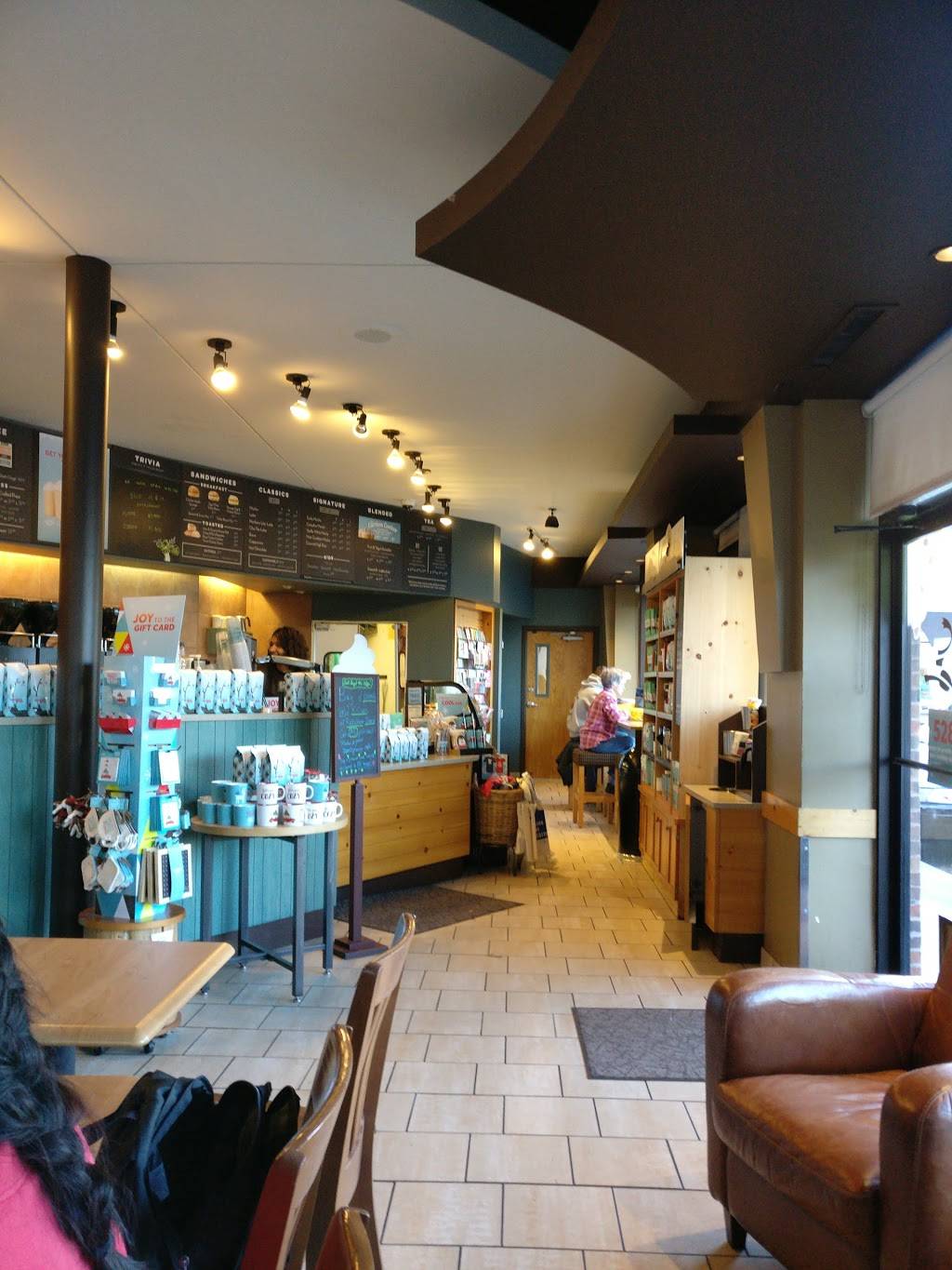 Caribou Coffee | cafe | 1055 Grand Ave, St Paul, MN 55105, USA | 6512210140 OR +1 651-221-0140