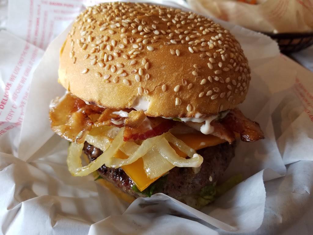 Becks Prime | restaurant | 708 Meyerland Plaza Mall, Houston, TX 77096, USA | 7136674076 OR +1 713-667-4076