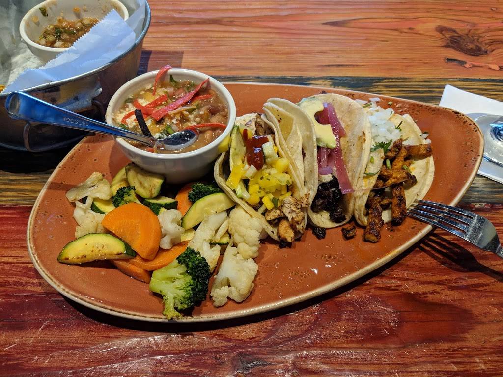 Blue Agave Tequila Bar & Restaurant | restaurant | 579 W Kinzie St, Chicago, IL 60654, USA | 3123006990 OR +1 312-300-6990