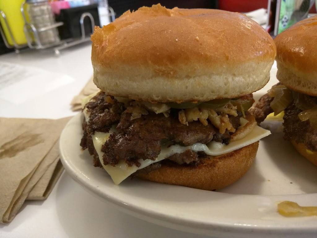 Steak n Shake | restaurant | 5635 W 38th St, Indianapolis, IN 46254, USA | 3172935077 OR +1 317-293-5077