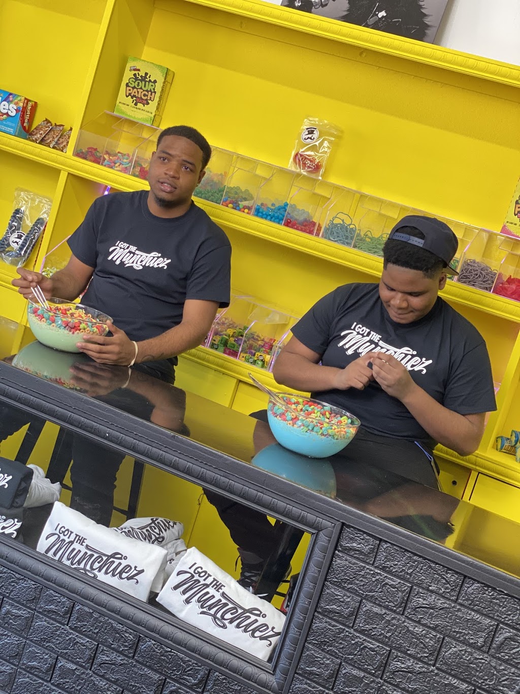 Munchiez | restaurant | 1803 W 95th St, Chicago, IL 60643, USA | 7733663804 OR +1 773-366-3804