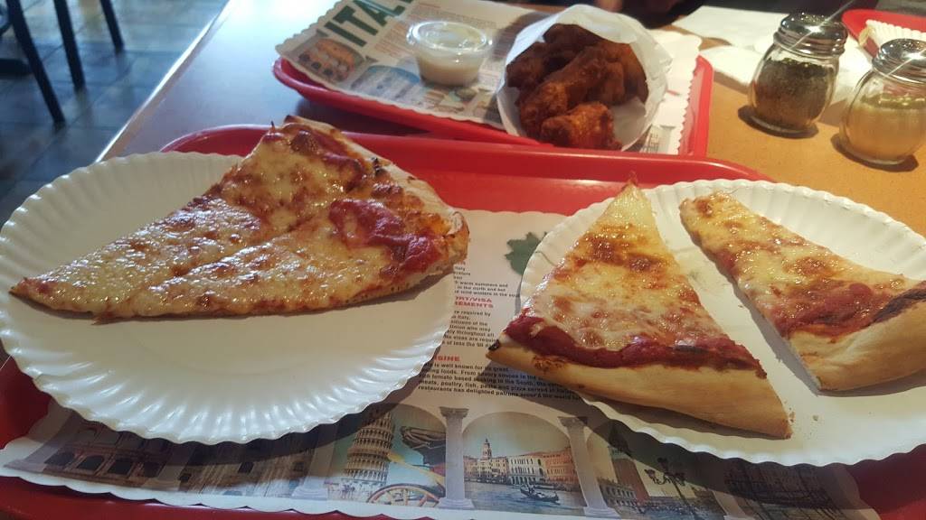 Gigios Pizzeria | restaurant | 1603 Oakton Street, Des Plaines, IL 60018, USA | 8472985700 OR +1 847-298-5700