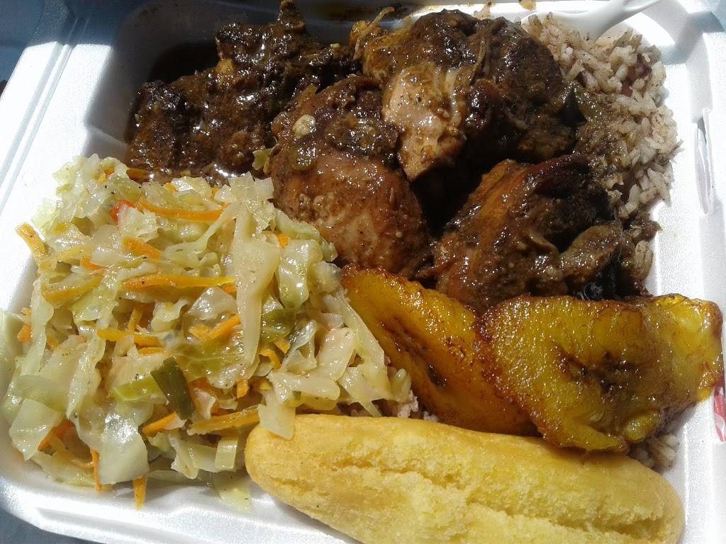 Hilltops Jamaican Market & Restaurant | restaurant | 1061 E Holt Ave, Pomona, CA 91767, USA | 9096296407 OR +1 909-629-6407