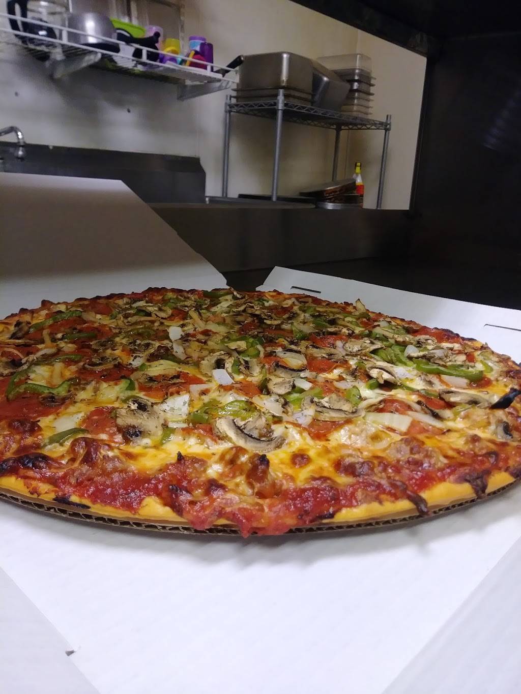 Pizza House | restaurant | 4216 N Johnsburg Rd, Johnsburg, IL 60051, USA | 8157591682 OR +1 815-759-1682