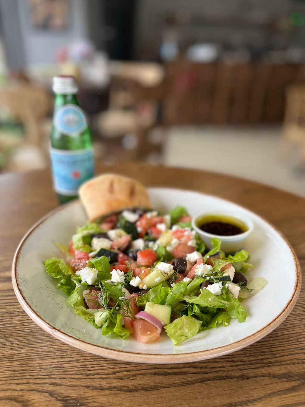 Moes Cafe | restaurant | 31-33 N Elmhurst Rd, Wheeling, IL 60090, USA | 2246760786 OR +1 224-676-0786