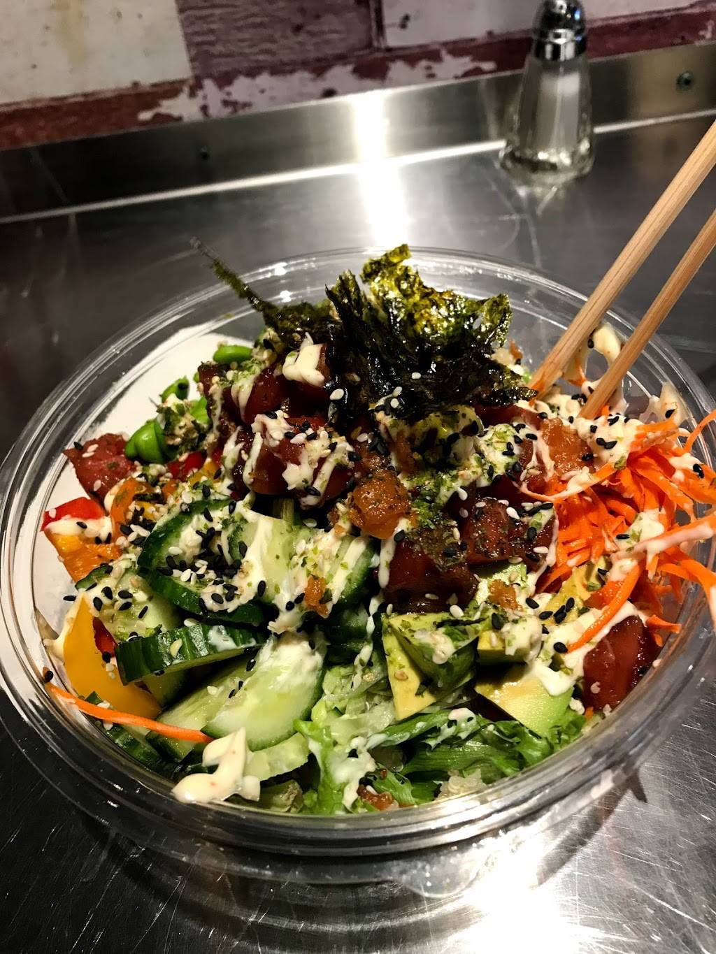 OFISH Restaurant | restaurant | 5641 Av de Monkland, Montréal, QC H4A 1E2, Canada | 5144891815 OR +1 514-489-1815