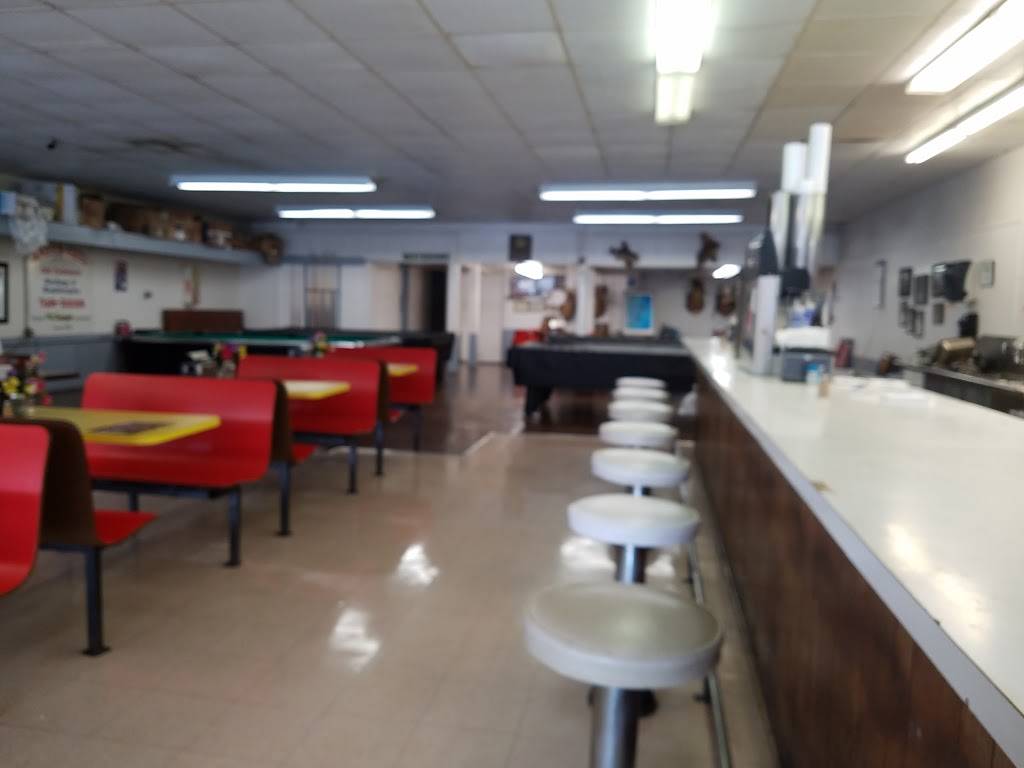 Andys Grill and Recreation | restaurant | 4264 Lee St, Ayden, NC 28513, USA | 2527462228 OR +1 252-746-2228
