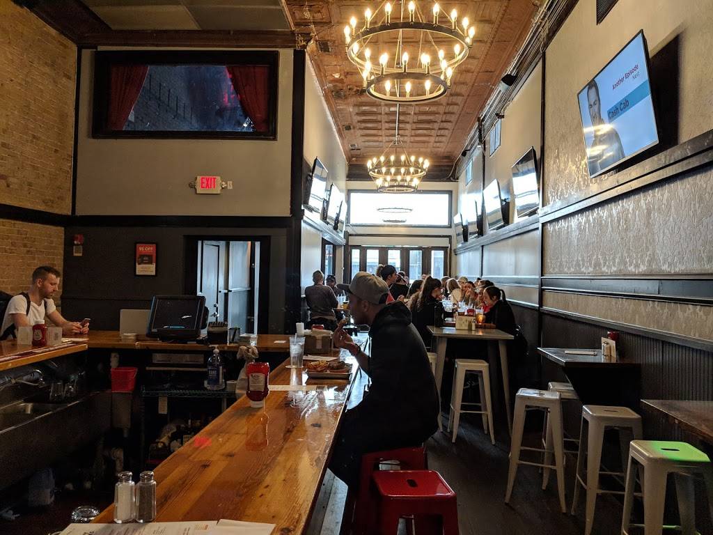 Happy Chicks | restaurant | 214 E 6th St, Austin, TX 78701, USA | 5124690002 OR +1 512-469-0002