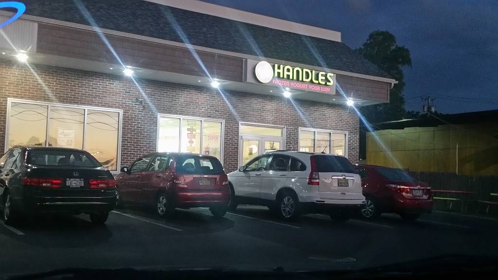 Starbucks | cafe | 599 N Greenbush Rd, Rensselaer, NY 12144, USA | 5182863153 OR +1 518-286-3153