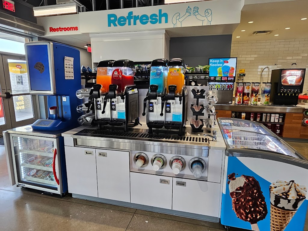 Kum & Go | meal takeaway | 5970 Morning Star Ct, Pleasant Hill, IA 50327, USA | 5156577156 OR +1 515-657-7156