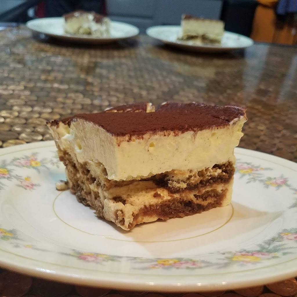 Cashus Italian Cuisine | restaurant | 205 Davis St, Batavia, IA 52533, USA | 7632503614 OR +1 763-250-3614