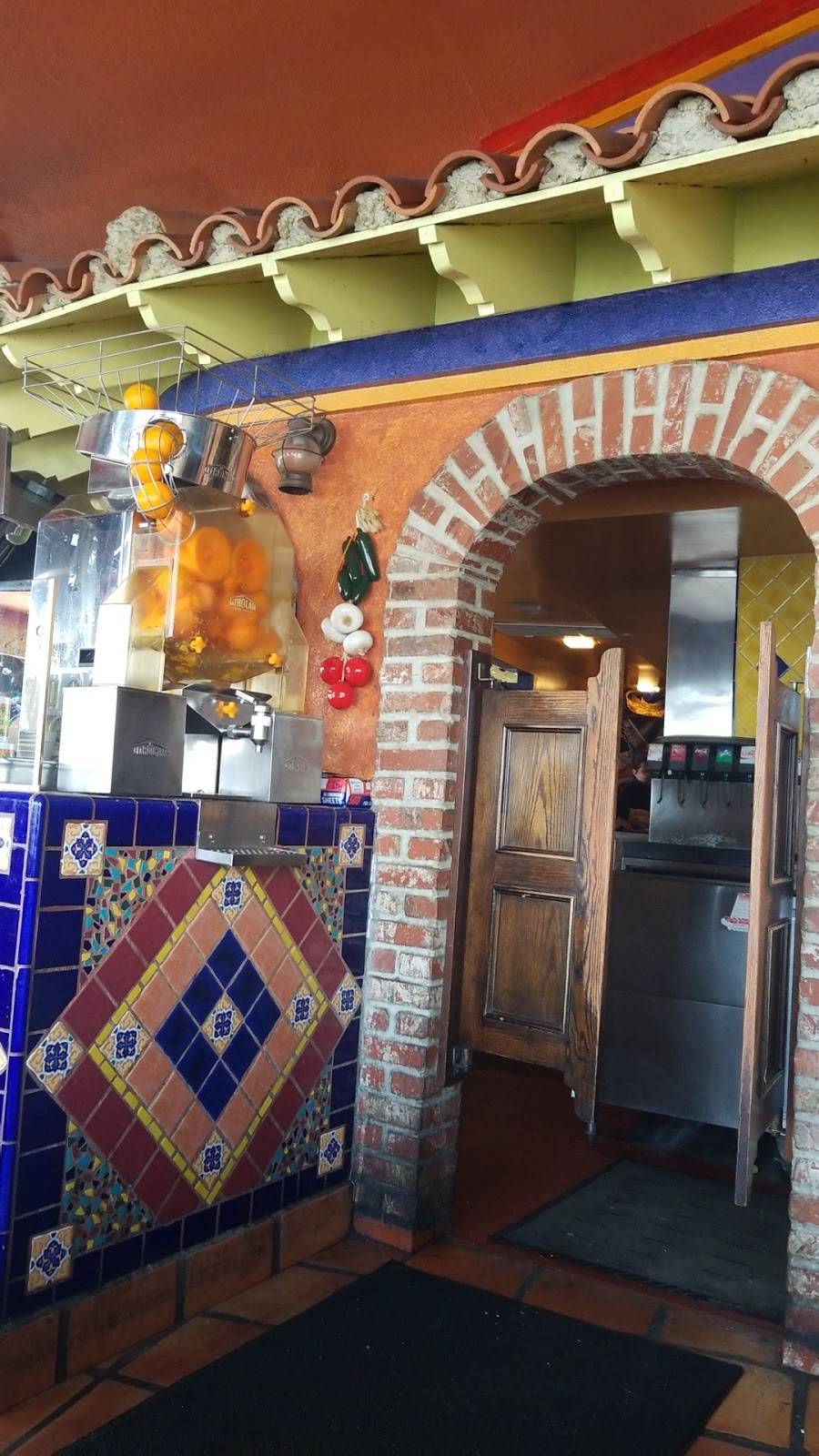 Glorias Cocina Mexicana | restaurant | 7401 Florence Ave, Downey, CA 90240, USA | 5627761488 OR +1 562-776-1488