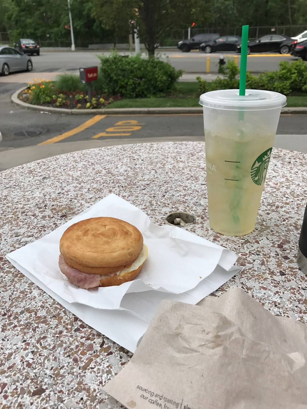 Starbucks | cafe | 138-11 20th Ave, College Point, NY 11356, USA | 7185394072 OR +1 718-539-4072