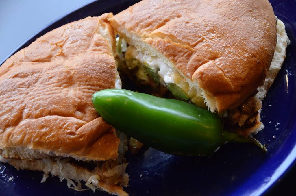 Los Arcos Mexican Restaurant | restaurant | 531 Hwy 1 W, Iowa City, IA 52246, USA | 3195124142 OR +1 319-512-4142