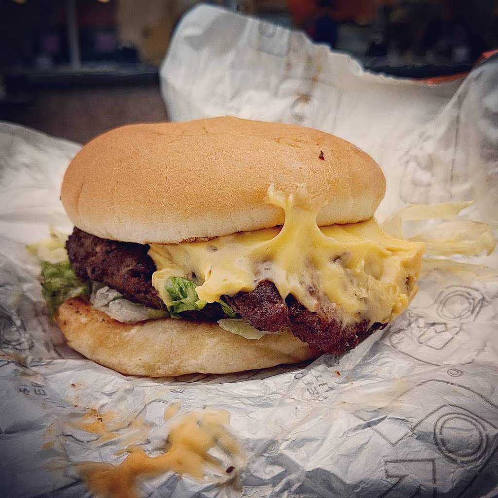 Dicks Drive-In | restaurant | 9208 Holman Rd NW, Seattle, WA 98117, USA | 2067835233 OR +1 206-783-5233