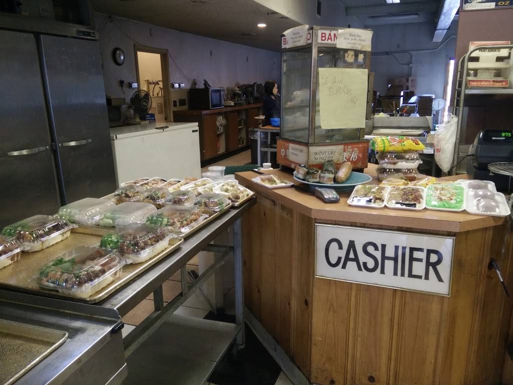 Huong Xua | restaurant | 9629 16th Ave SW, Seattle, WA 98106, USA | 2067668597 OR +1 206-766-8597