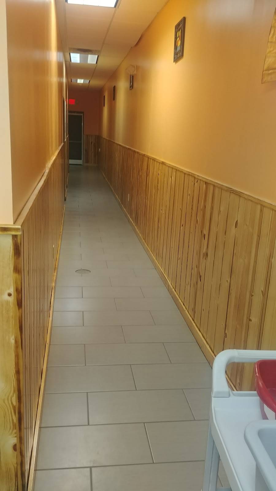 King House | restaurant | 300 N Maple St B, Ellsworth, WI 54011, USA | 7152735899 OR +1 715-273-5899