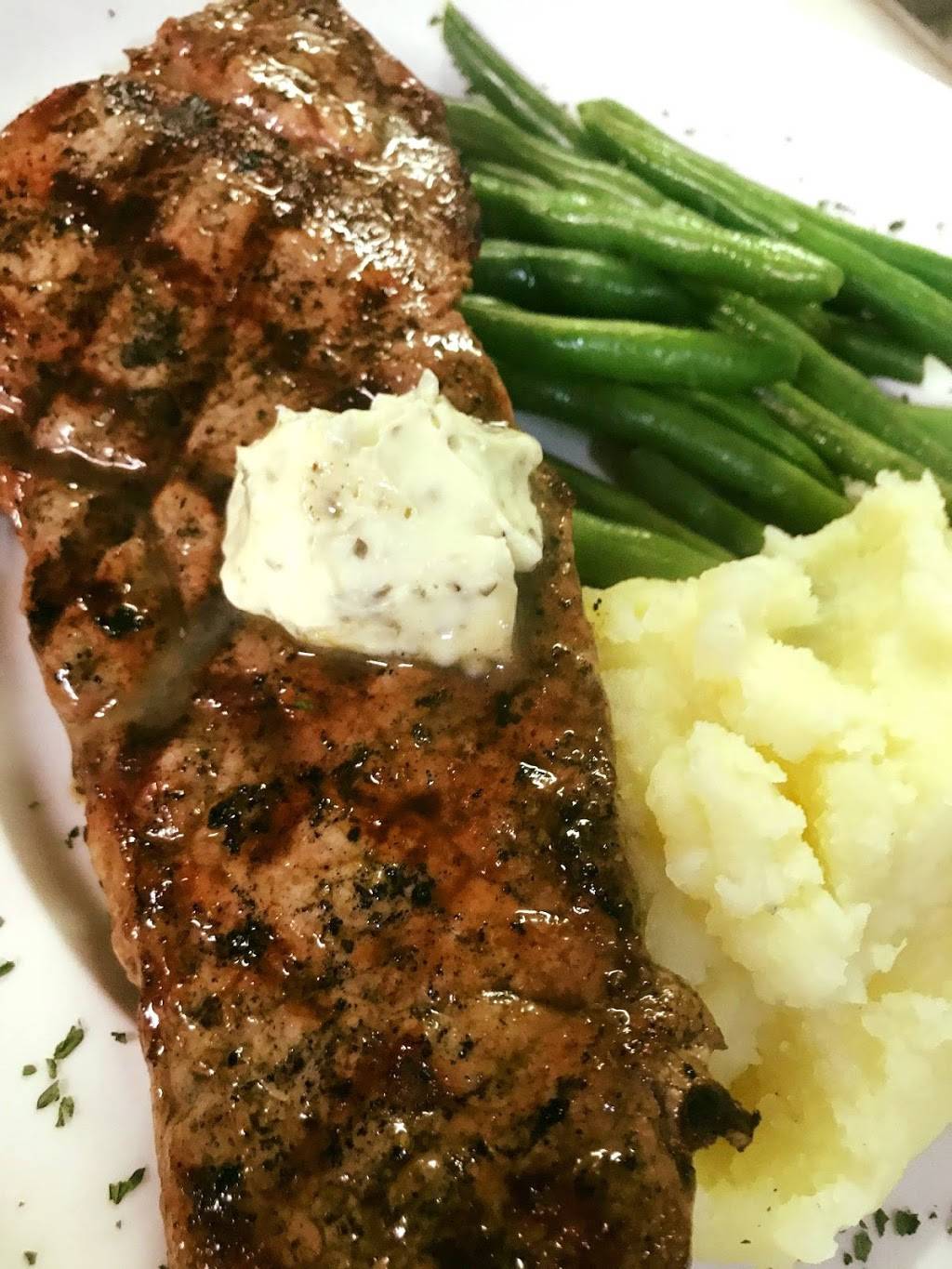 Chestnut Street Grille | restaurant | 8 Chestnut St, Duxbury, MA 02332, USA | 7819347814 OR +1 781-934-7814