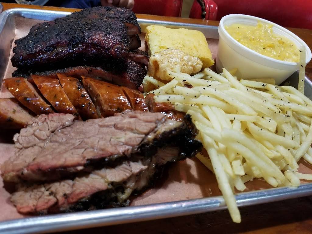 Dylans Barbeque Saloon | restaurant | 2110 W Northwest Hwy suite b, Dallas, TX 75220, USA | 4699065263 OR +1 469-906-5263