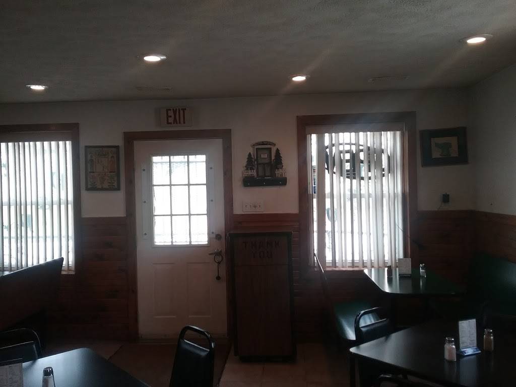 D & P Restaurant | restaurant | 886 Shinnston Pike, Clarksburg, WV 26301, USA | 3046239885 OR +1 304-623-9885