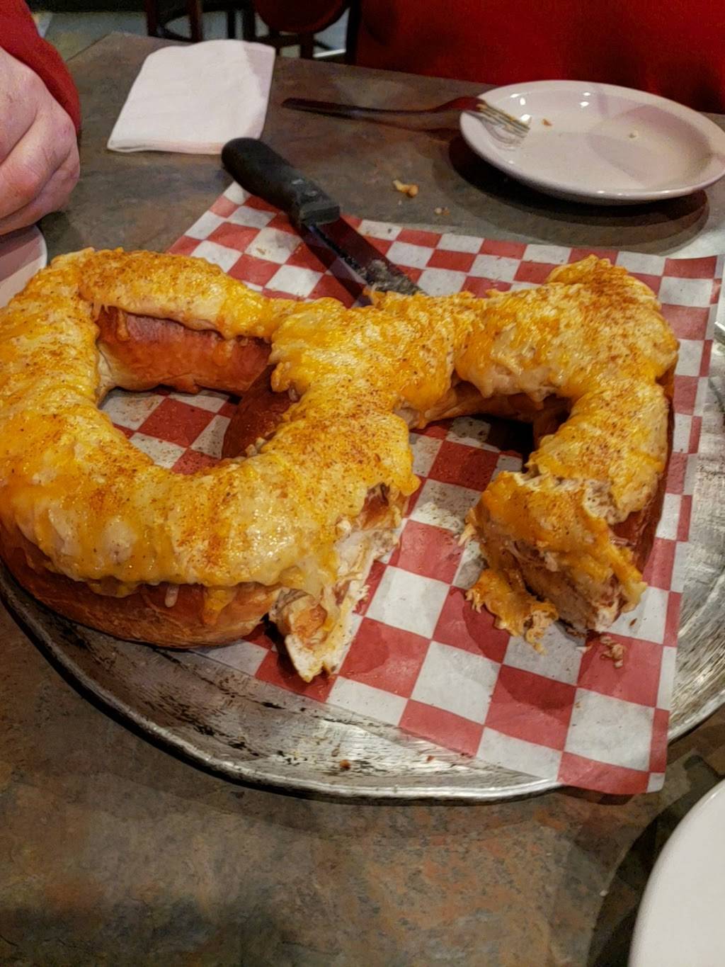 Della Roses Local Tavern | restaurant | 1204 Agora Dr, Bel Air, MD 21014, USA | 4104209200 OR +1 410-420-9200