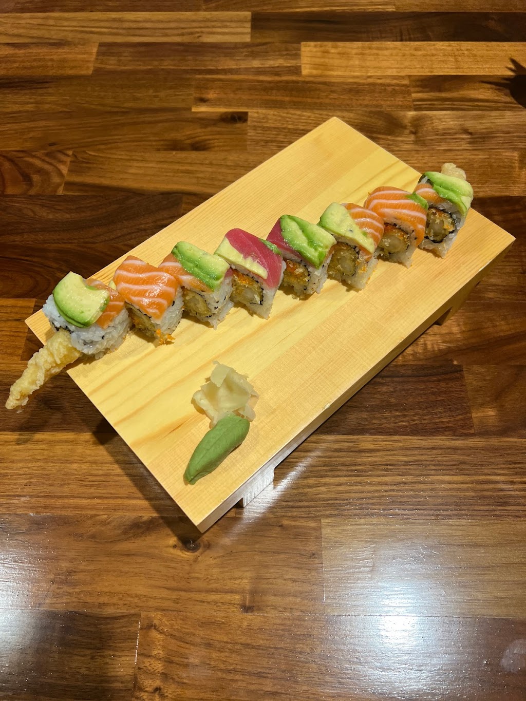 Norito Sushi | restaurant | 11315 Fern St, Wheaton-Glenmont, MD 20902, USA | 2404163863 OR +1 240-416-3863