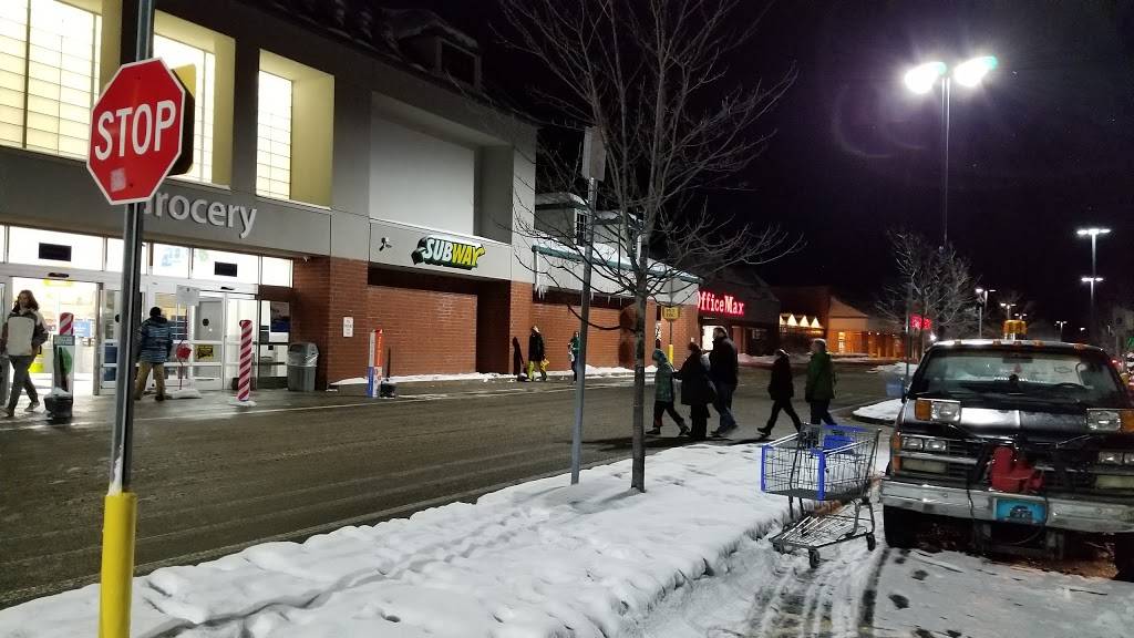 Subway | restaurant | 1600 Anderson Rd, Petoskey, MI 49770, USA | 2313489040 OR +1 231-348-9040