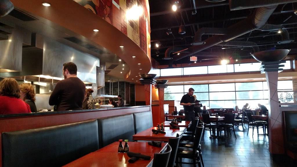 Stir Crazy Fresh Asian Grill | restaurant | 15795 W Bluemound Rd, Brookfield, WI 53005, USA | 2627863100 OR +1 262-786-3100