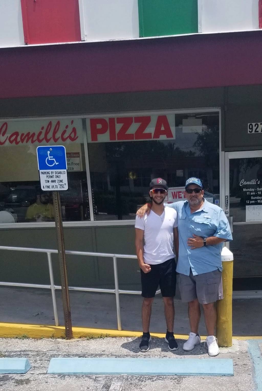 Camillis Pizza | restaurant | 927 Park Ave, Lake Park, FL 33403, USA | 5618443424 OR +1 561-844-3424