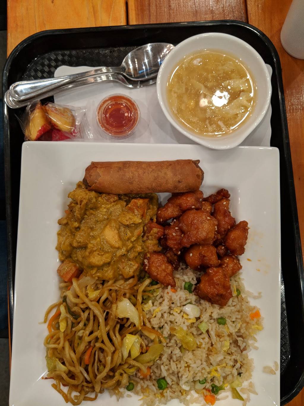 King Egg Roll | restaurant | 32256 Dyer St, Union City, CA 94587, USA | 5104712243 OR +1 510-471-2243