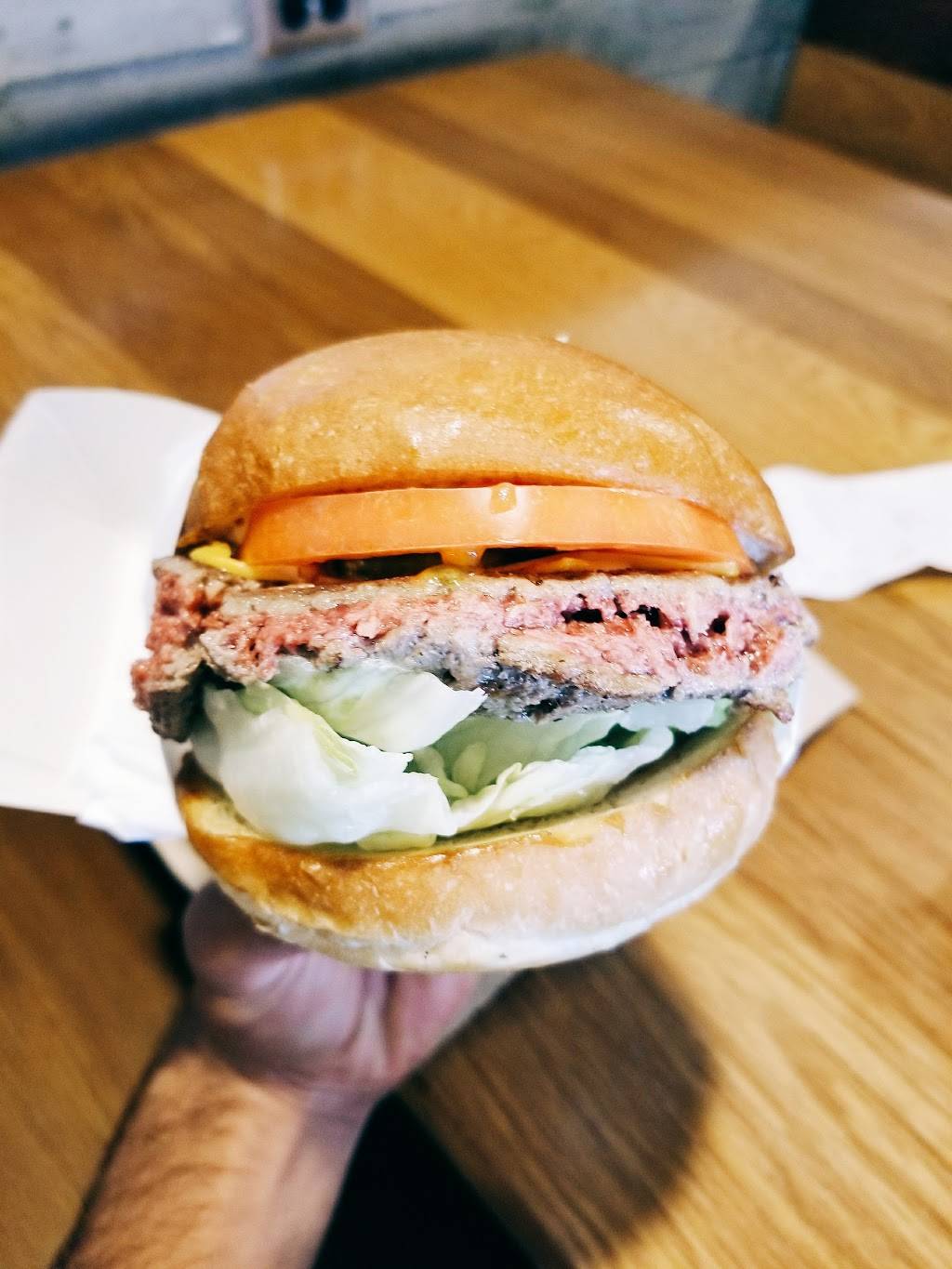 Gotts Roadside | restaurant | 855 El Camino Real #65, Palo Alto, CA 94301, USA | 6503261000 OR +1 650-326-1000