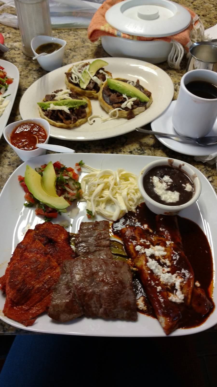 La Flor de Oaxaca | restaurant | Blvrd Gral Rodolfo Sánchez Taboada 10512, Zona Urbana Rio Tijuana, 22010 Tijuana, B.C., Mexico | 016642002549 OR +52 664 200 2549