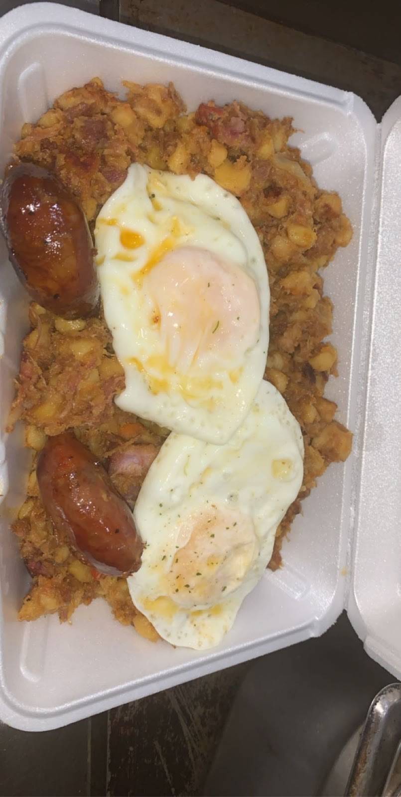 Sofias Restaurant | restaurant | 74 W Elm St, Brockton, MA 02301, USA | 5088573707 OR +1 508-857-3707