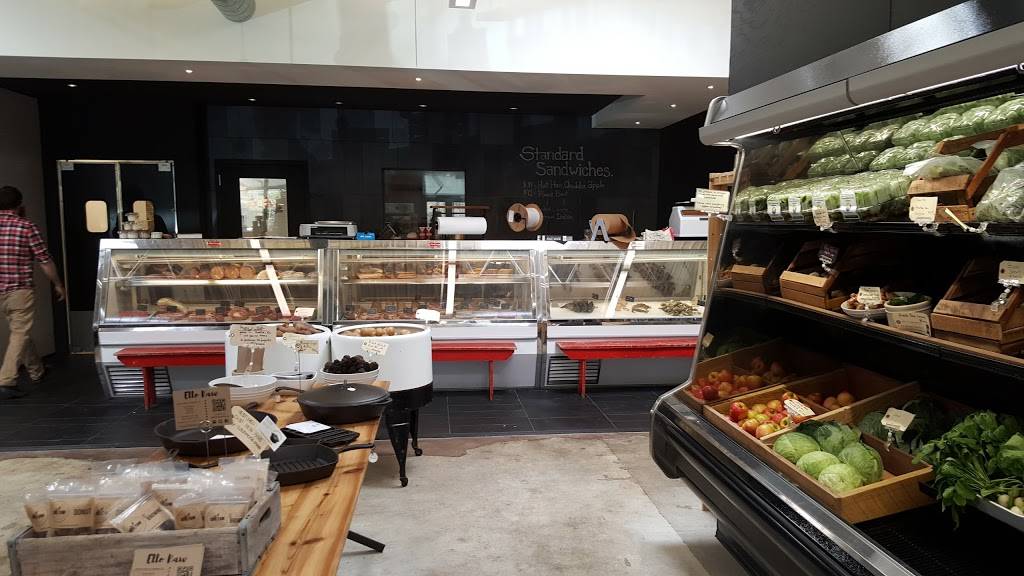 Standard Beer + Food | restaurant | 205 E Franklin St, Raleigh, NC 27604, USA | 9193221499 OR +1 919-322-1499