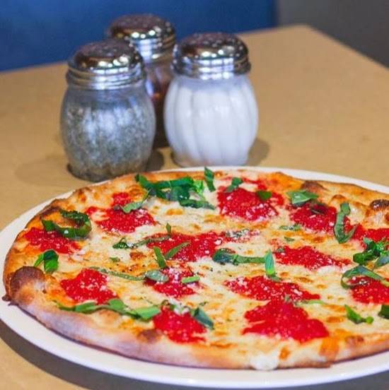 Marios Pizzeria | restaurant | 596 Old Country Rd, Westbury, NY 11590, USA | 5169973000 OR +1 516-997-3000