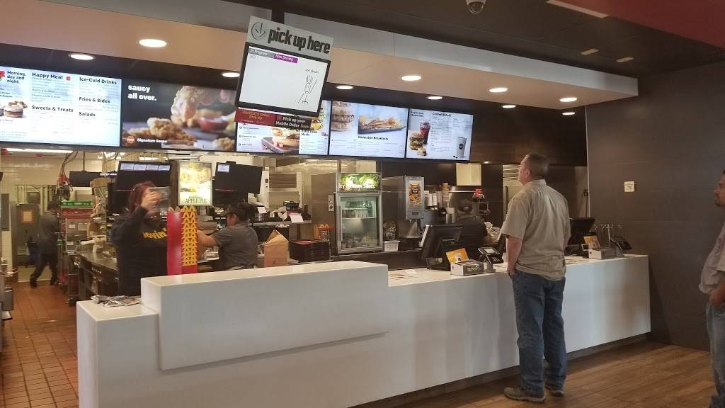 McDonalds | cafe | 7075 E Hampden Ave, Denver, CO 80224, USA | 3037564833 OR +1 303-756-4833