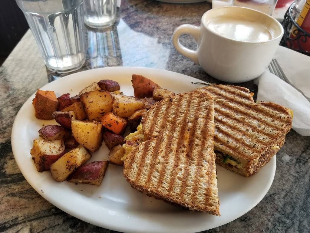 Blue Max Coffee | cafe | 26 Lathrop Ave, Forest Park, IL 60130, USA | 7083669224 OR +1 708-366-9224